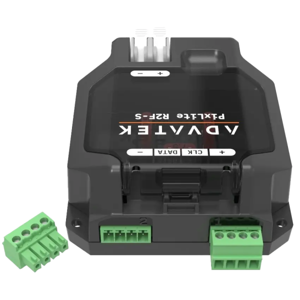 PixLite R2F-S schuin van voren met losgetrokken...