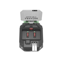 PixLite R2F-S con lo sportello aperto: i due mini-fusibili a lama da 7,5 A